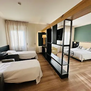 3* Hotel Italia