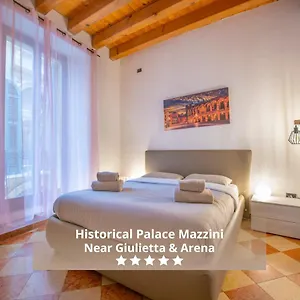 Appartamento -near Arena & Giuletta- Pet Friendly Mazzini Palace, Verona