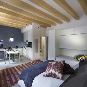 Apartment Loft 17 Arena, Verona